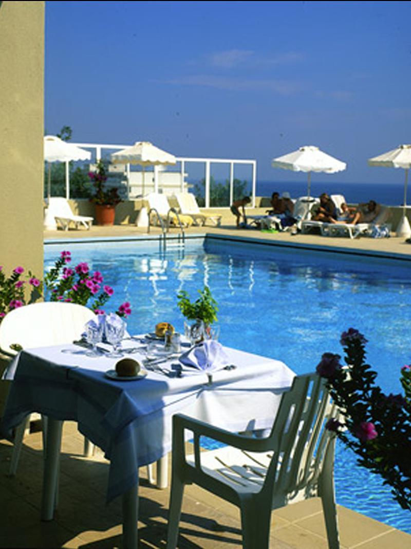 Calypso Palace 4*