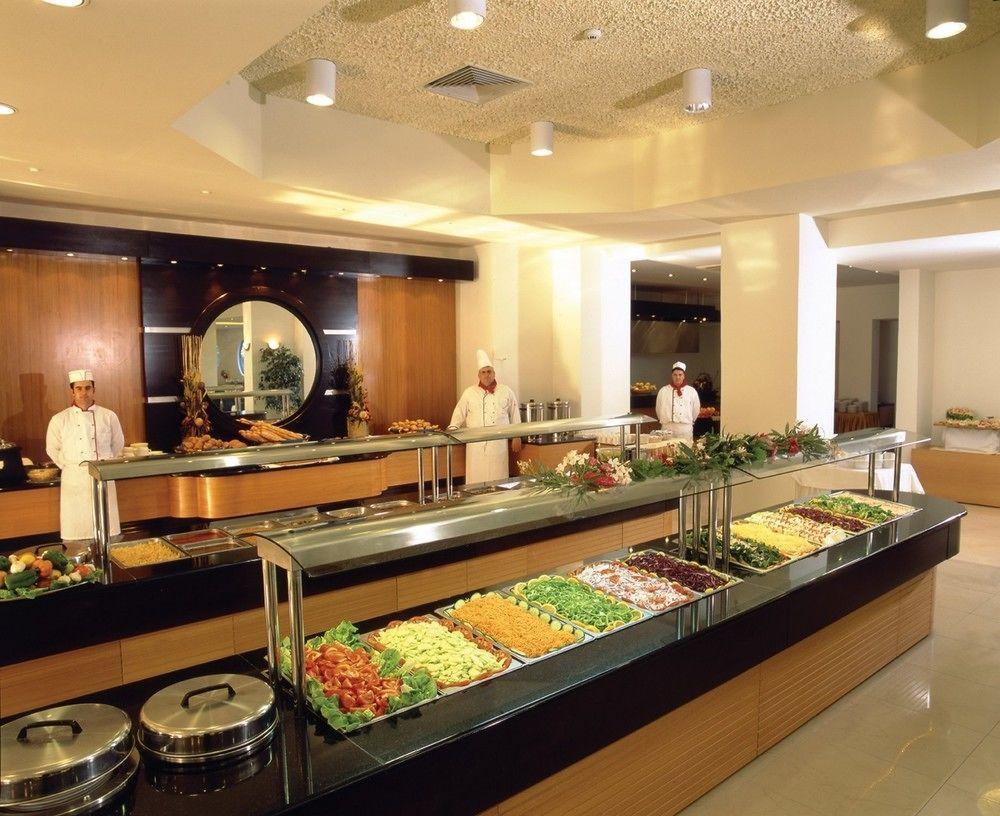 Rezort Calypso Palace 4*