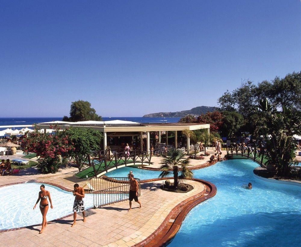Rezort Calypso Palace 4*